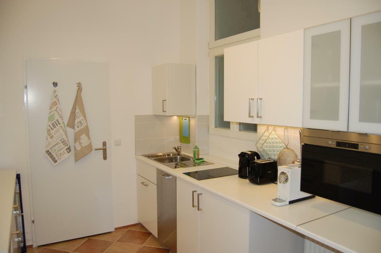 Wiener Ferienwohnung ภายนอก รูปภาพ